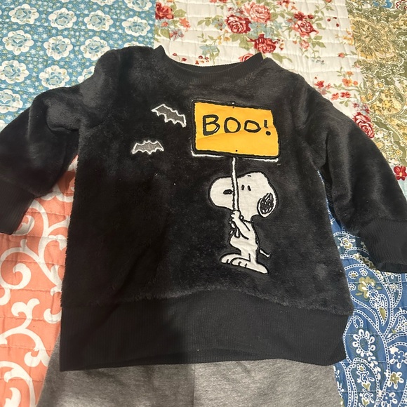 Lot of 4 18 month Halloween Outfits, Mickey, Snoopy Mommys lil Monster Body Suit - Picture 4 of 10